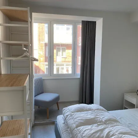 Appartement Ruim En Lichtrijk Op 100m Zee Te