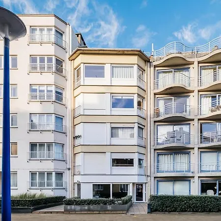 Ruim En Lichtrijk Op 100m Zee Te Appartement